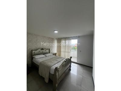 Apartamento en venta en Circunvalar Alamos, Pereira · foto 10 de 19