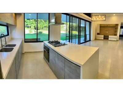 Casa en venta en Cerritos, Pereira · foto 2 de 20
