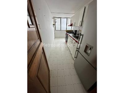 Apartamento de 4 alcobas en venta en Centro, Pereira, 131 m² · foto 4 de 11
