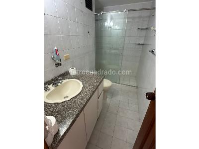 Apartamento de 4 alcobas en venta en Centro, Pereira, 131 m² · foto 5 de 11