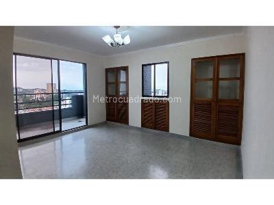 Apartamento en venta en Avenida 30 De Agosto Del Cafe, Pereira · foto 5 de 8
