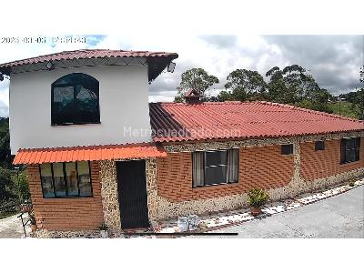 Casa de 4 alcobas en venta en Avenida Condina, Pereira · foto 12 de 20