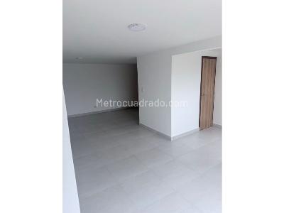 Apartamento de 2 alcobas en venta en Avenida 30 De Agosto Del Cafe, Pereira, 68 m² · foto 4 de 13
