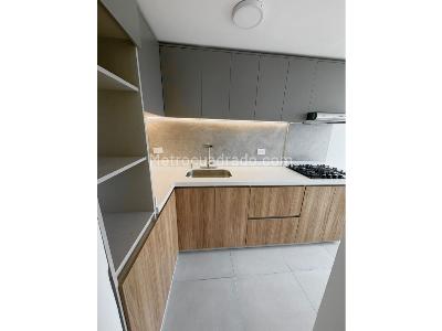 Apartamento de 2 alcobas en venta en Avenida 30 De Agosto Del Cafe, Pereira, 68 m² · foto 7 de 13