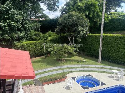 Casa de 5 alcobas en venta en Pueblito Cafetero Pereira, Pereira, 1000 m² · foto 3 de 20