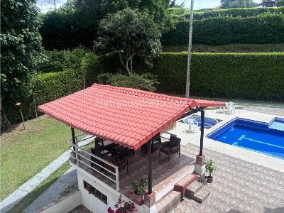 Casa de 5 alcobas en venta en Pueblito Cafetero Pereira, Pereira, 1000 m² · foto 4 de 20