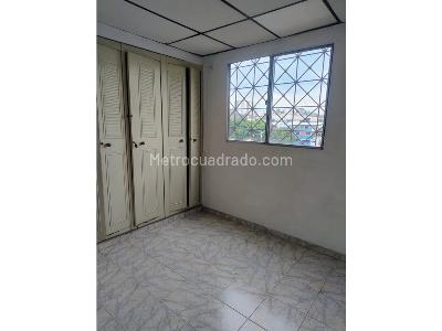 Casa de 5 alcobas en venta en Providencia Centenario, Pereira, 126 m² · foto 3 de 10