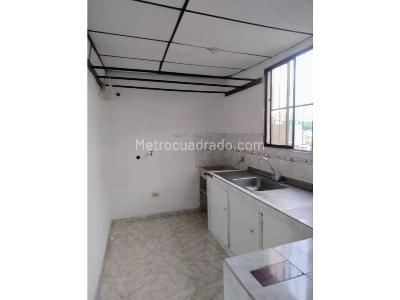 Casa de 5 alcobas en venta en Providencia Centenario, Pereira, 126 m² · foto 5 de 10