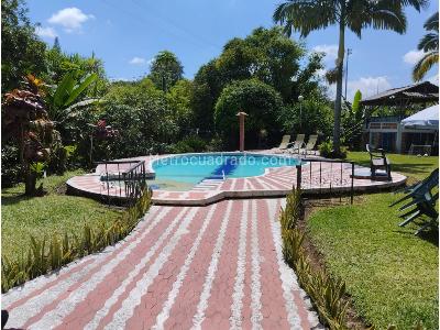 Casa de 5 alcobas en venta en Avenida Condina, Pereira · foto 2 de 20