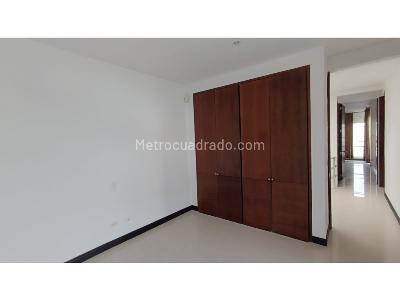 Casa de 4 alcobas en venta en Circunvalar Alamos, Pereira, 248 m² · foto 17 de 20
