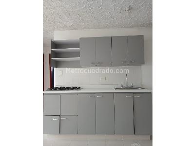 Apartamento en venta en Terminal, Pereira · foto 2 de 12