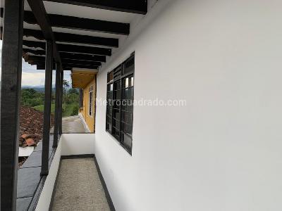 Casa de 5 alcobas en venta en Via Armenia Pereira, Pereira, 353 m² · foto 5 de 20