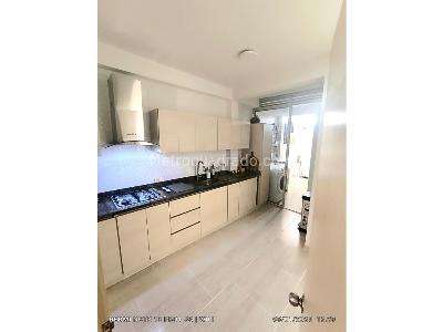 Apartamento de 5 alcobas en venta en Terminal, Pereira, 280 m² · foto 4 de 20