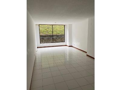 Apartamento en venta en Terminal, Pereira · foto 2 de 13