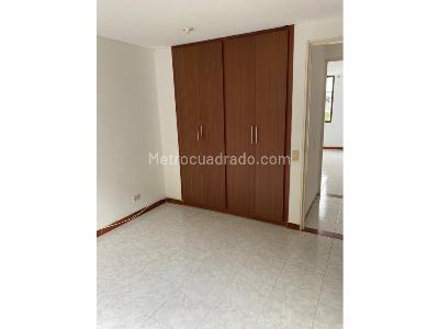 Apartamento en venta en Terminal, Pereira · foto 5 de 13