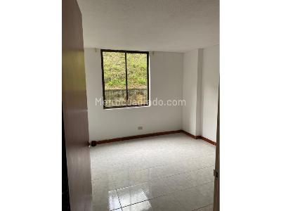 Apartamento en venta en Terminal, Pereira · foto 8 de 13