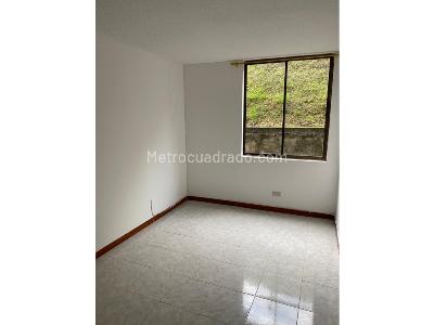 Apartamento en venta en Terminal, Pereira · foto 10 de 13