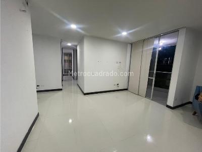 Apartamento en venta en Cerritos, Pereira · foto 2 de 16