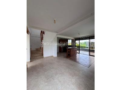 Casa de 5 alcobas en venta en Pueblito Cafetero Pereira, Pereira, 2000 m² · foto 6 de 20