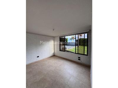 Casa de 5 alcobas en venta en Pueblito Cafetero Pereira, Pereira, 2000 m² · foto 10 de 20