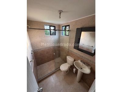 Casa de 5 alcobas en venta en Pueblito Cafetero Pereira, Pereira, 2000 m² · foto 12 de 20
