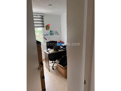 Apartamento de 3 alcobas en venta en Boston El Poblado, Pereira, 63 m² · foto 7 de 18