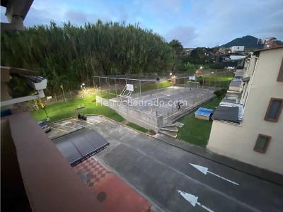 Casa de 4 alcobas en venta en Avenida 30 De Agosto Del Cafe, Pereira, 96 m² · foto 2 de 15