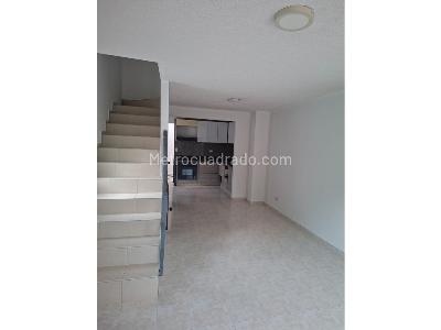 Casa de 4 alcobas en venta en Avenida 30 De Agosto Del Cafe, Pereira, 96 m² · foto 3 de 15