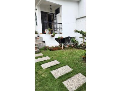 Casa de 5 alcobas en venta en Avenida 30 De Agosto Del Cafe, Pereira, 700 m² · foto 3 de 13
