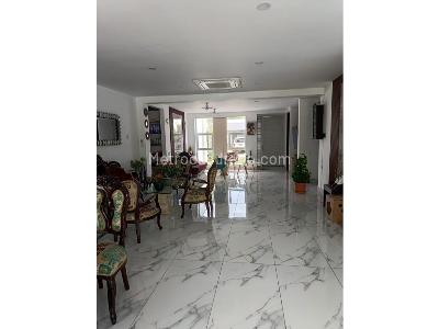 Casa de 3 alcobas en venta en Avenida Sur, Pereira, 350 m² · foto 12 de 17