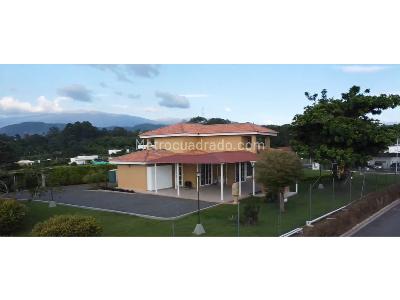 Casa de 5 alcobas en venta en Via Armenia Pereira, Pereira · foto 12 de 13