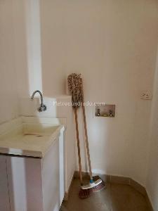Apartamento en venta en Centro Internacional Bavaria, Bogotá · foto 9 de 15