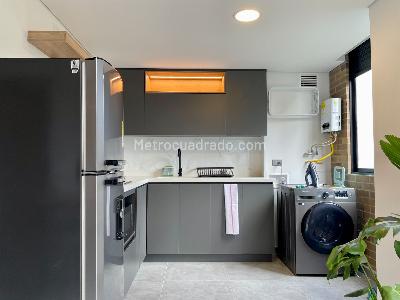 Apartamento de 2 alcobas en venta en Laureles, Medellín, 47 m² · foto 9 de 15
