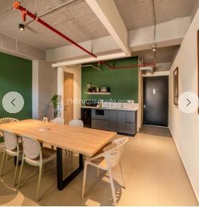 Apartamento de 1 alcoba en venta en Laureles La Castellana, Medellín, 81 m² · foto 4 de 8