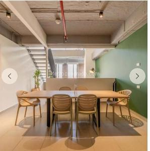 Apartamento de 1 alcoba en venta en Laureles La Castellana, Medellín, 81 m² · foto 7 de 8