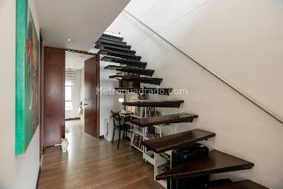 Apartamento de 2 alcobas en venta en Chico San Patricio, Bogotá, 92 m² · foto 10 de 19