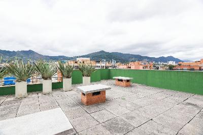 Apartamento de 2 alcobas en venta en Chico San Patricio, Bogotá, 92 m² · foto 14 de 19