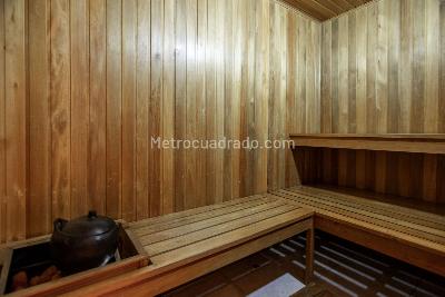 Apartamento de 2 alcobas en venta en Chico San Patricio, Bogotá, 92 m² · foto 16 de 19