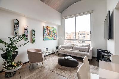 Apartamento de 2 alcobas en venta en Chico San Patricio, Bogotá, 92 m² · foto 2 de 19