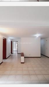 Apartamento de 3 alcobas en venta en La Aguacatala Ii, Medellín, 80 m² · foto 14 de 17