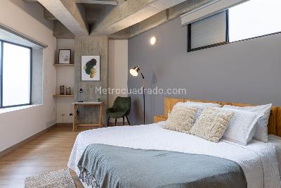 Apartamento de 1 alcoba en venta en Laureles, Medellín, 38 m² · foto 2 de 19