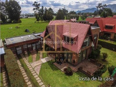 Casa de 4 alcobas en venta en Guaymaral San Simon, Bogotá, 310 m² · foto 18 de 20