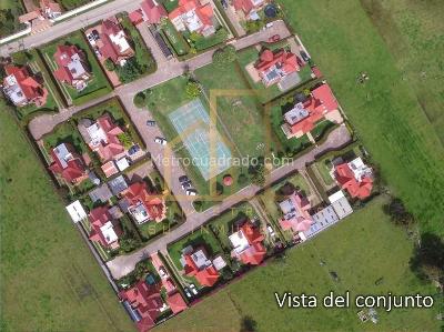 Casa de 4 alcobas en venta en Guaymaral San Simon, Bogotá, 310 m² · foto 20 de 20