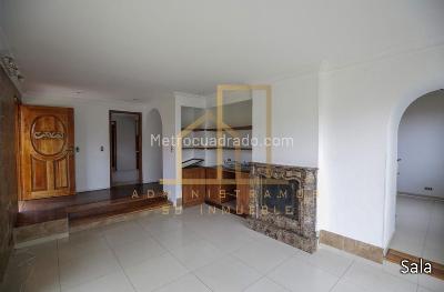 Casa de 4 alcobas en venta en Guaymaral San Simon, Bogotá, 310 m² · foto 3 de 20