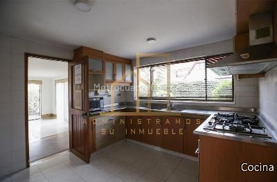Casa de 4 alcobas en venta en Guaymaral San Simon, Bogotá, 310 m² · foto 7 de 20