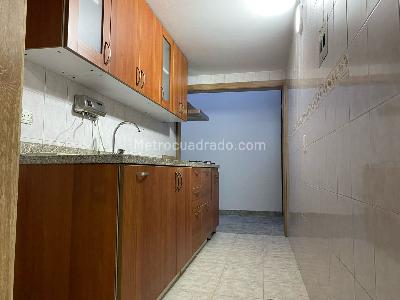 Casa de 5 alcobas en venta en Mandalay, Bogotá, 207 m² · foto 10 de 20