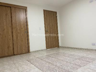Casa de 5 alcobas en venta en Mandalay, Bogotá, 207 m² · foto 11 de 20