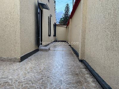 Casa de 5 alcobas en venta en Mandalay, Bogotá, 207 m² · foto 8 de 20