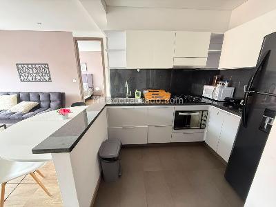 Apartaestudio en venta en Antiguo Country, Bogotá, 53 m² · foto 3 de 12