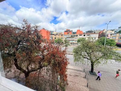 Apartamento de 3 alcobas en venta en Antiguo Country, Bogotá, 108 m² · foto 2 de 15